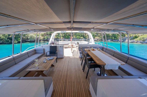 Image of Long Island yacht #7