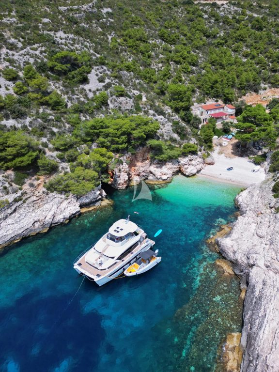 Image of By My Side yacht #3