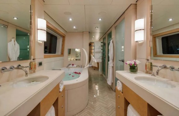 Owner's Bathroom