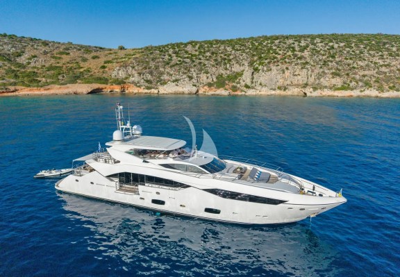Image of GEORGE P yacht #3