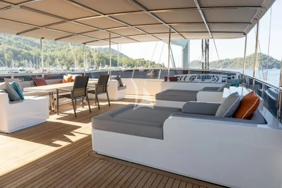 Image of NORTH WIND yacht #9