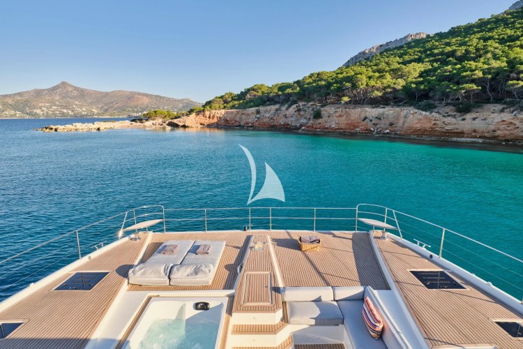 Front deck