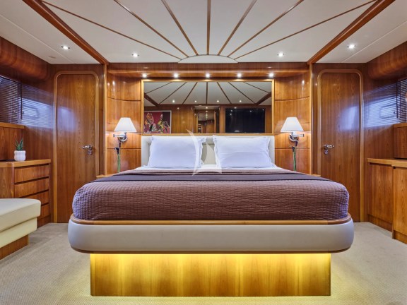 Image of STAR LINK yacht #33