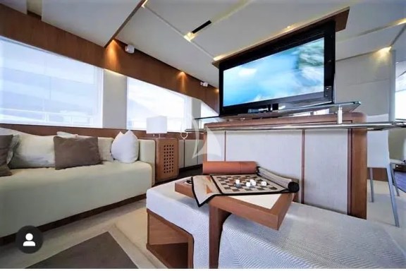 Pop Up TV with 360 degrees turn
