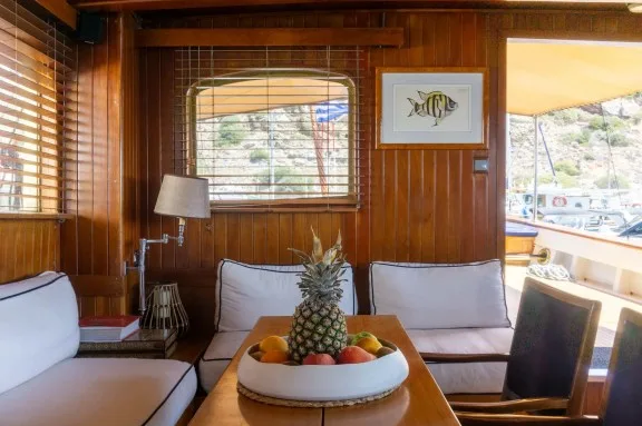 Image of Aphrodite yacht #17