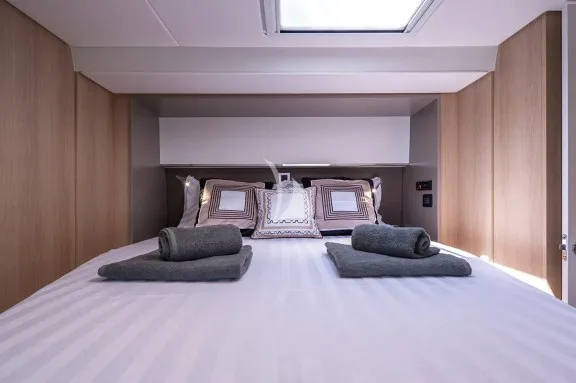 Image of LICENSE TO CHILL yacht #18