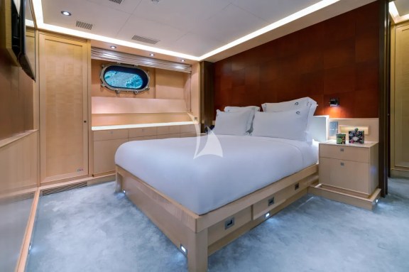 Image of VICTORIA A yacht #42