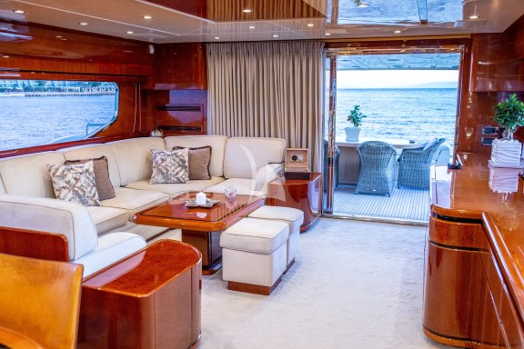Image of PAREAKI yacht #11