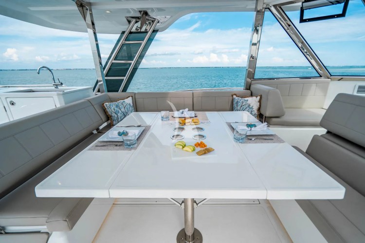 Flybridge