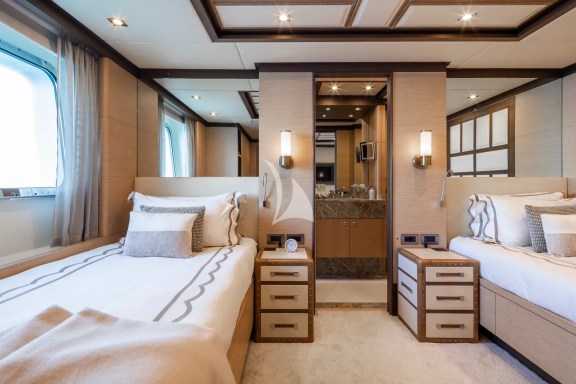 Twin cabin