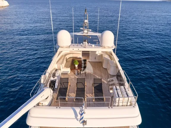 Image of SEVEN S yacht #44