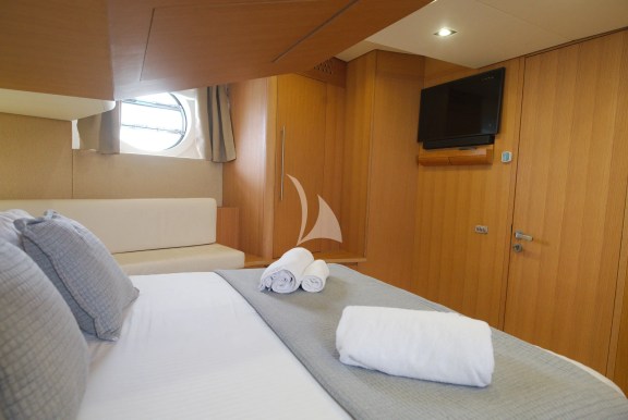 Image of RED ROSE yacht #33