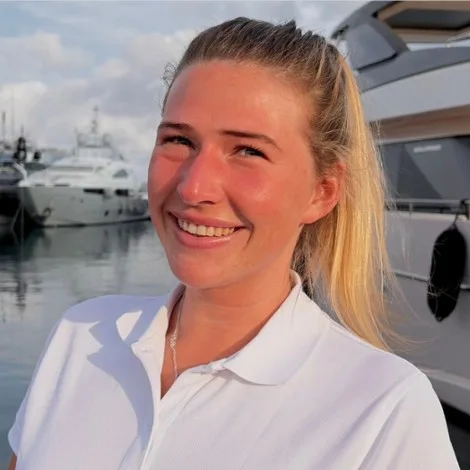 Crew of YAMI|Olivia Nash — Stewardess