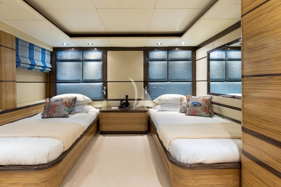 Twin cabin