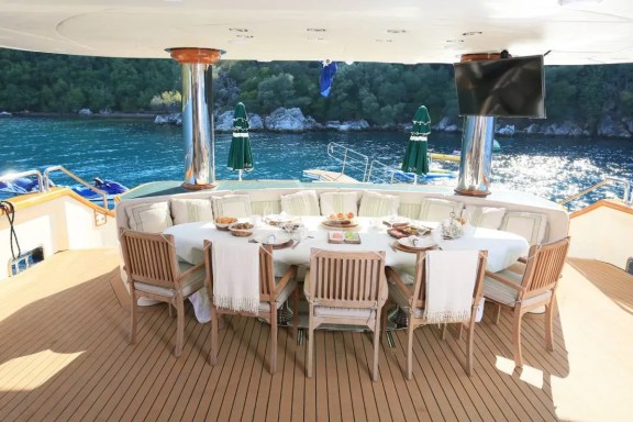Image of Forty Love yacht #26