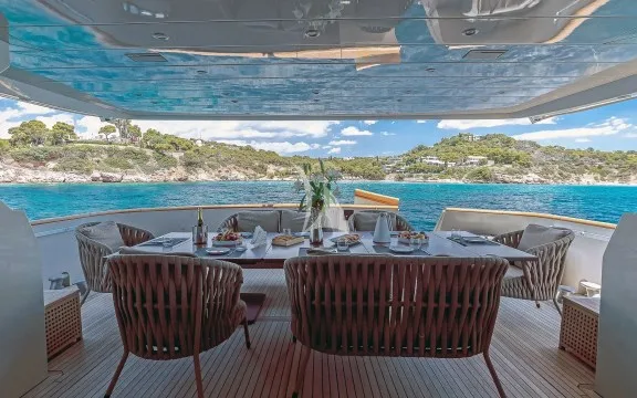 Image of THEION yacht #32