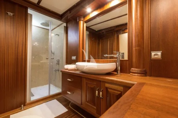 Image of HALCON DEL MAR yacht #15