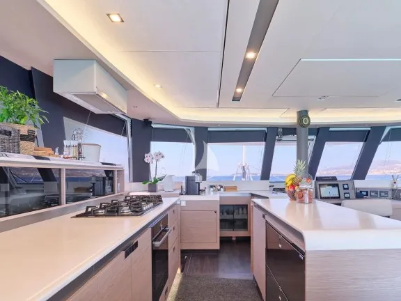 Image of ALMA yacht #55