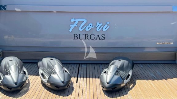 3 x Seabobs F5s