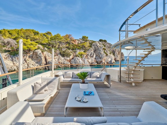Image of LA PELLEGRINA 1 yacht #37