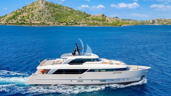 Image of FLORI yacht #2