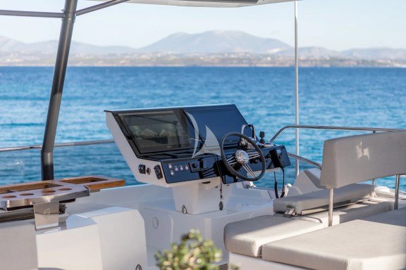 Image of D2 yacht #19