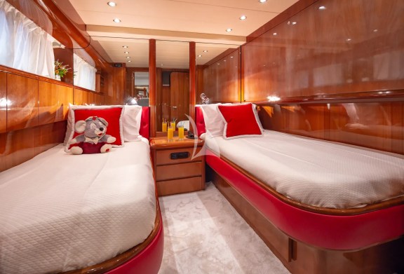 Twin Cabin