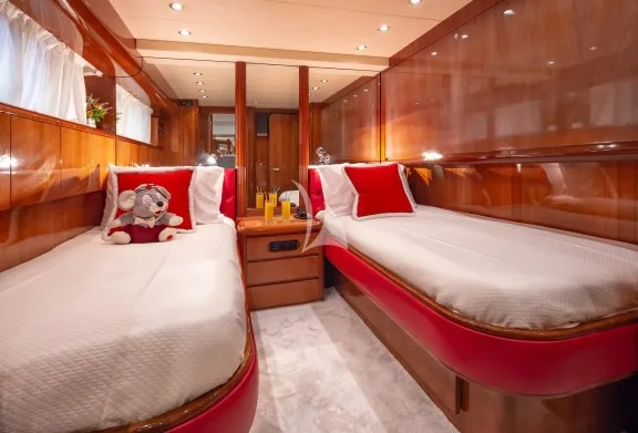 Twin Cabin