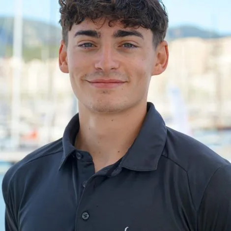 Crew of HANA|Jonathan VDW — First Officer