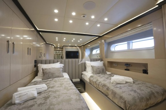 Image of PRINCESS MELDA yacht #28