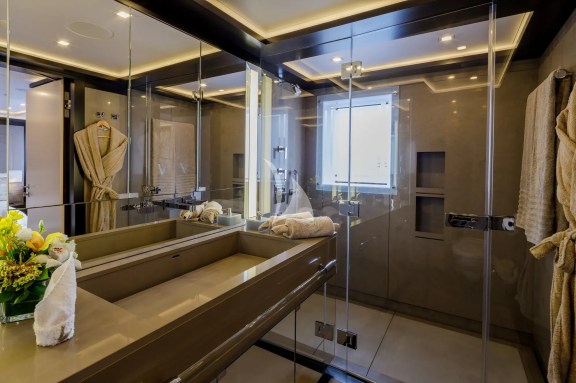 Image of LADY VERA yacht #46