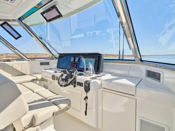 Image of EXPLORION yacht #34
