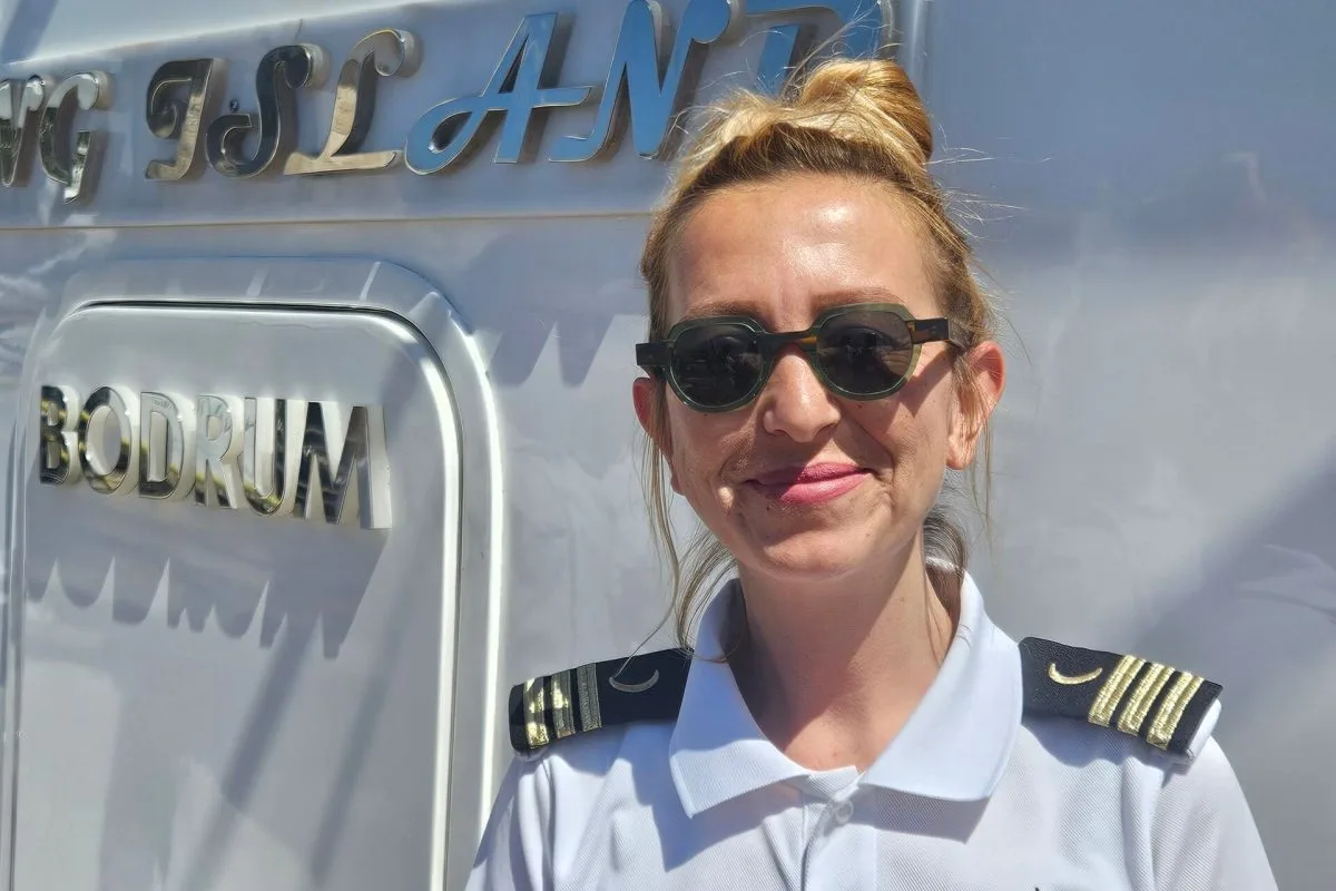 Crew Main Image