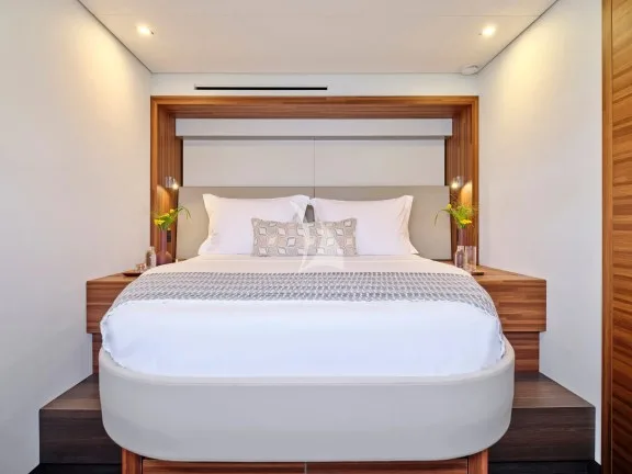 Guest cabin