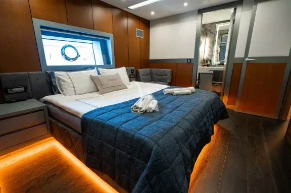 Image of NORTH WIND yacht #33