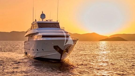Image of LET IT BE yacht #41