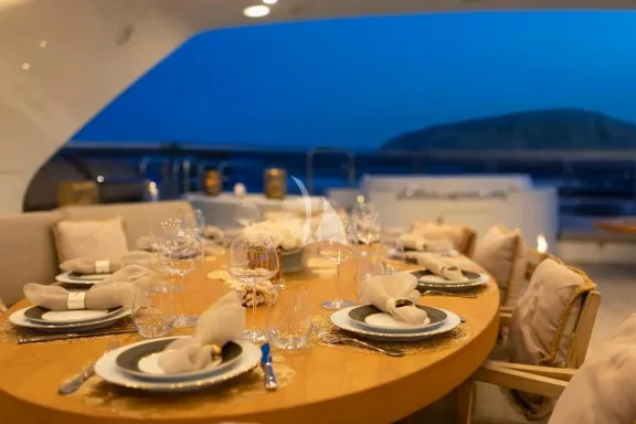 Sun Deck Dinning Table