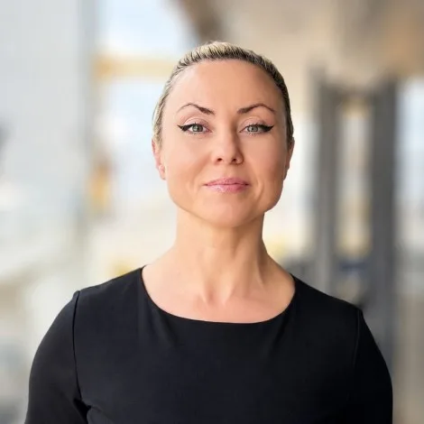 Crew of K2|Olena Kuzmenko — Stewardess