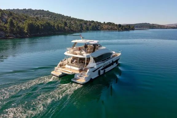 Image of By My Side yacht #134