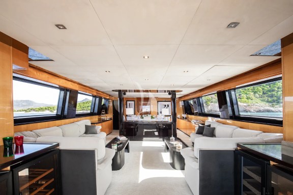 Image of CAN’T REMEMBER yacht #6
