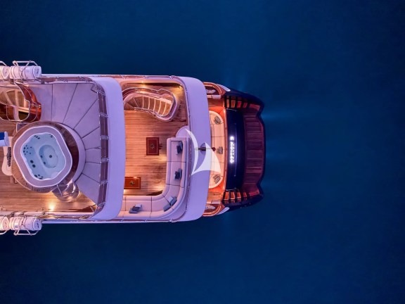 Image of OPTION B yacht #30