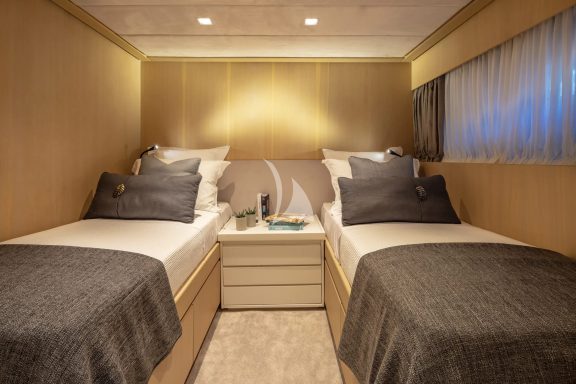 Twin Cabin