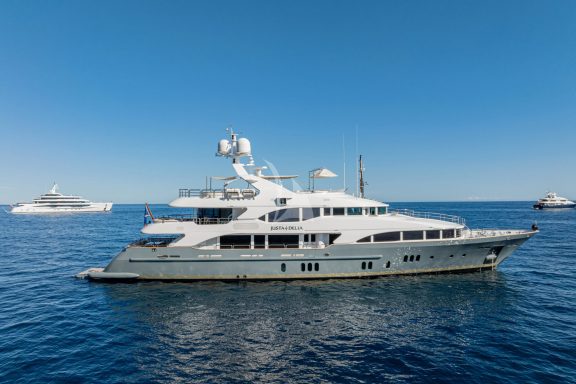 JUSTA DELIA at anchor