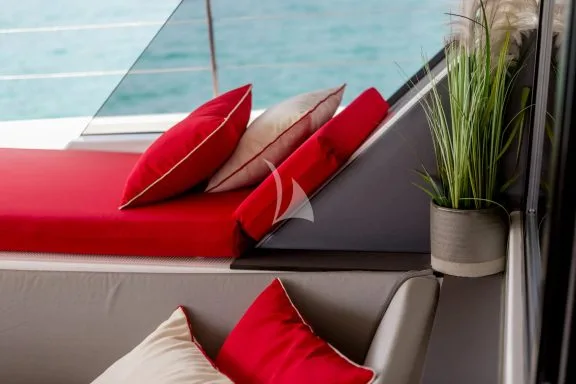 Aft deck beds