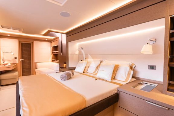 Image of J. SPARROW yacht #23