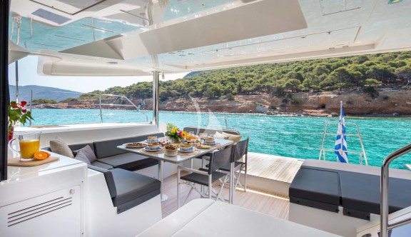 Deck Aft