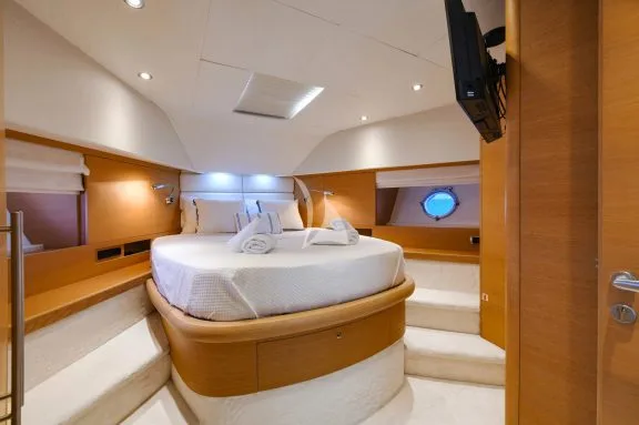 Image of BLUEWAVE yacht #28