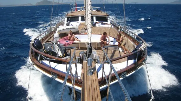 Fore Deck I