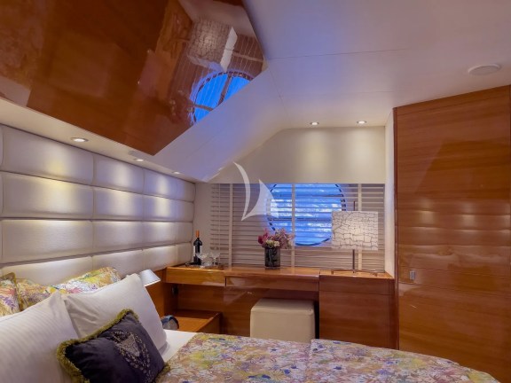 Image of GEORGE V yacht #16