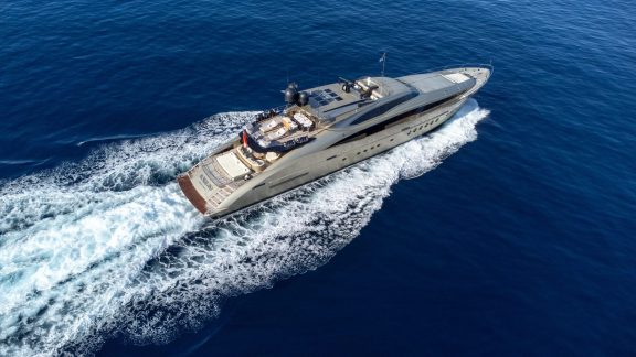 Image of HOKULANI yacht #5